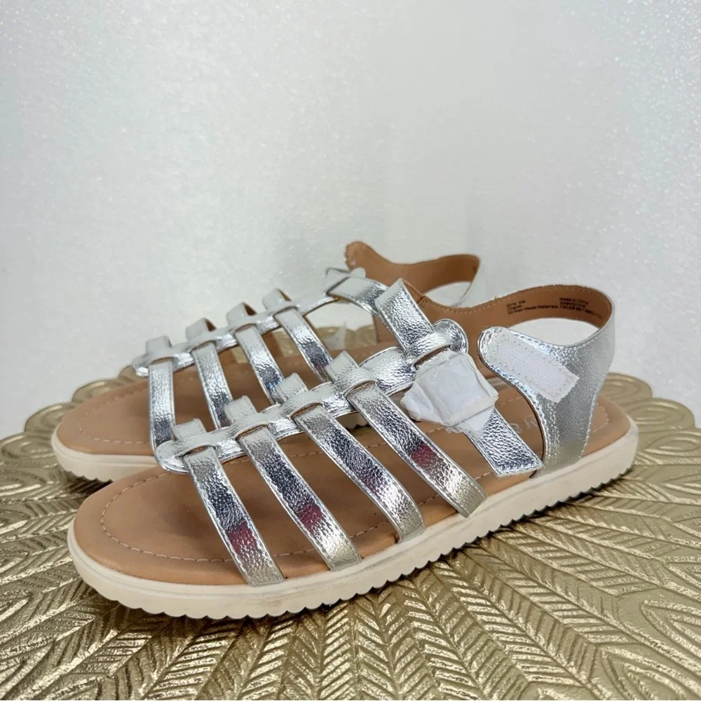 Self Esteem Silver Gladiator Sandals Girls Size 4 Ankle Strap NWT‎